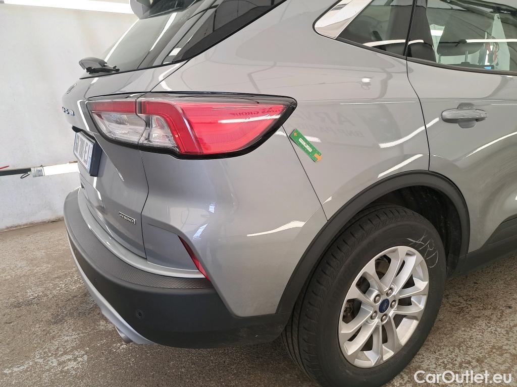  Ford  Kuga FORD  / 2019 / 5P / SUV 2.5 190 hybrid Flexifuel Pshift Titanium #9