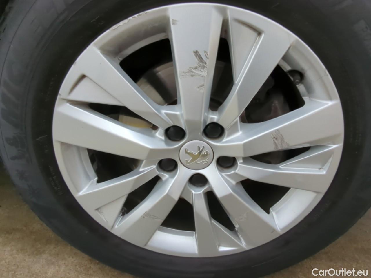  Peugeot  3008  Style 1.5 HDi 130CV BVA8 E6d #6