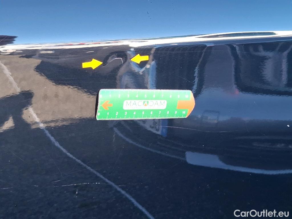  Peugeot  2008 PEUGEOT  5p Crossover Puretech 82 S&S ACTIVE #35