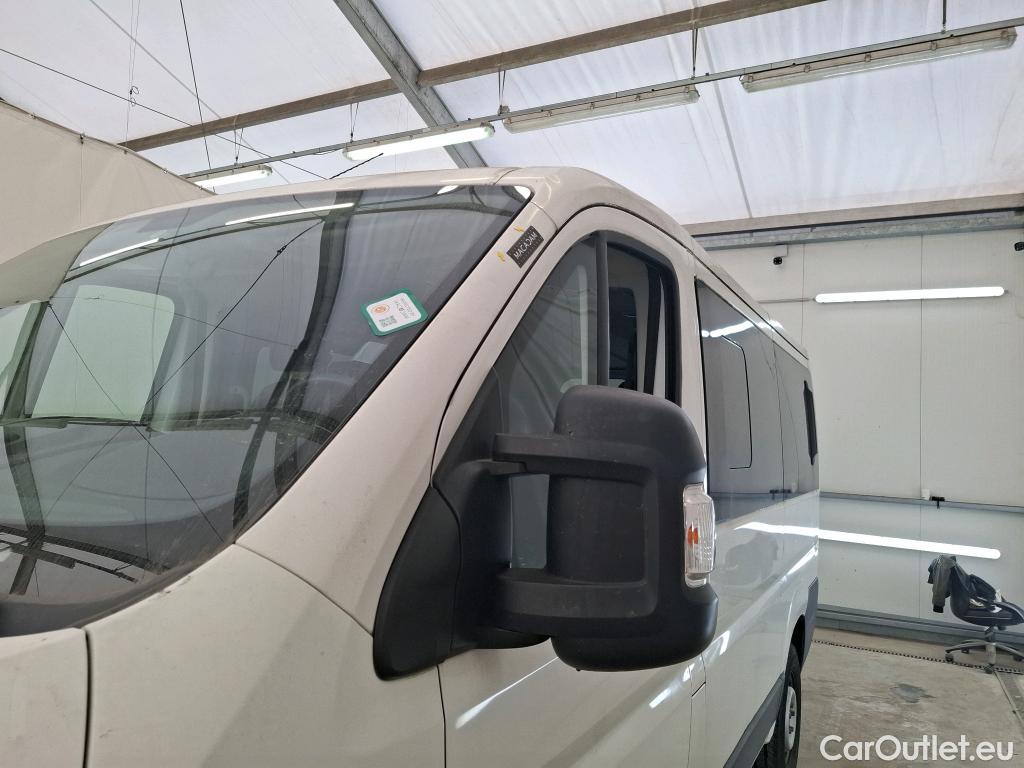  Peugeot  Boxer PEUGEOT  / 2014 / 4P / Combi 2.0 BLUEHDI 130 S&S 330 L1H1 ACTIVE #12