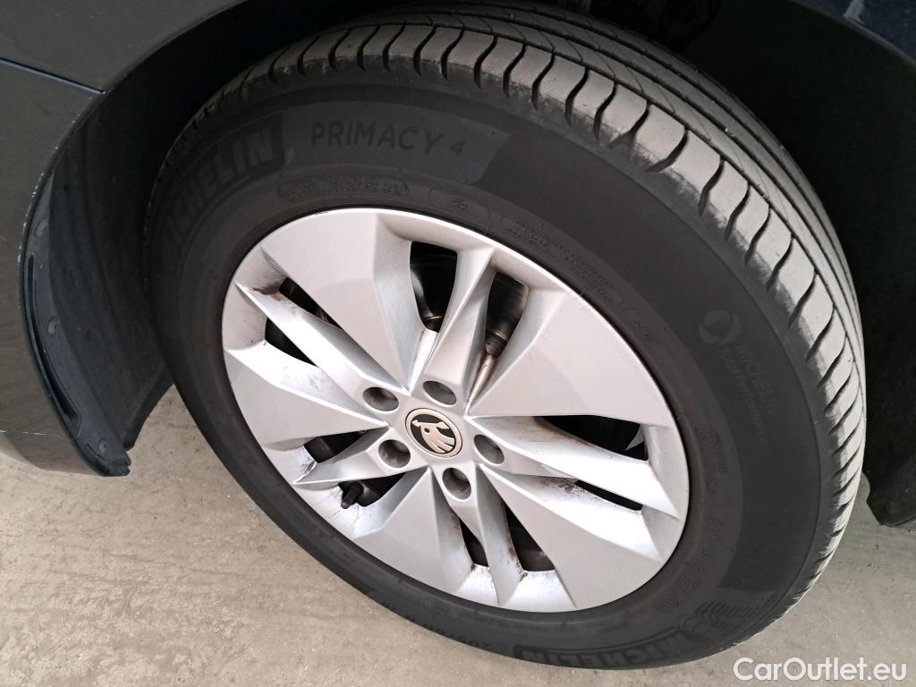  Skoda  Octavia  Break Business 2.0 TDI 150CV BVA7 E6d #31