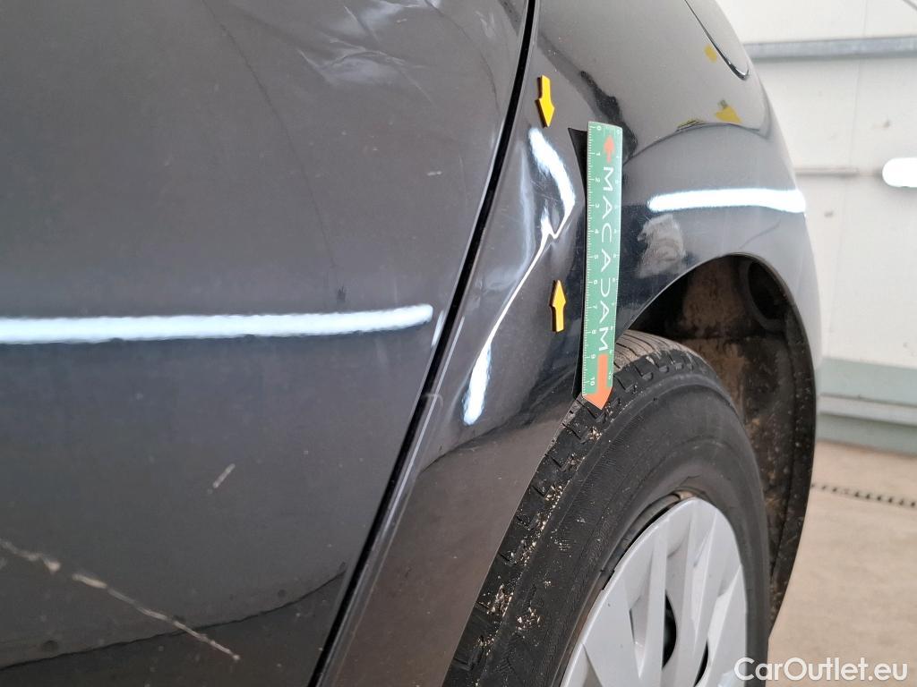  Toyota  Yaris TOYOTA  Hybride / 2019 / 5P / Berline Hybride 114h France Business #5