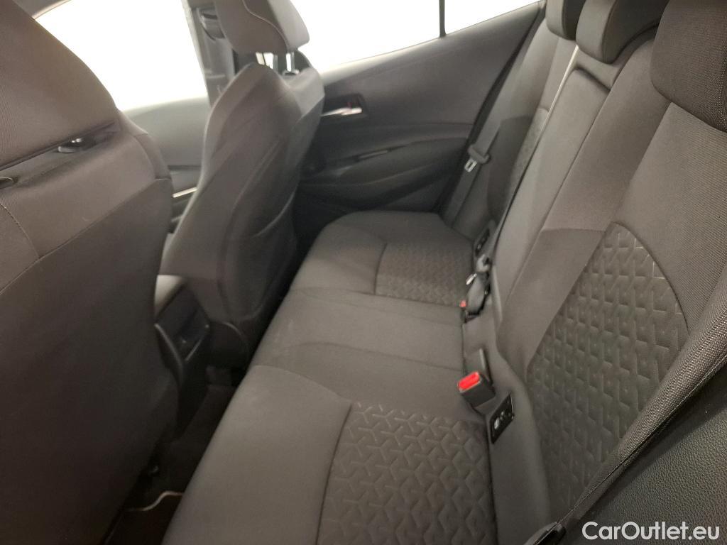  Toyota  Corolla TOYOTA  / 2018 / 5P / Berline Hybride 122h Dynamic Business Stage Acad #23