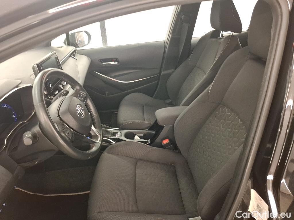 Toyota  Corolla TOYOTA  / 2018 / 5P / Berline Hybride 122h Dynamic Business Stage Acad #20