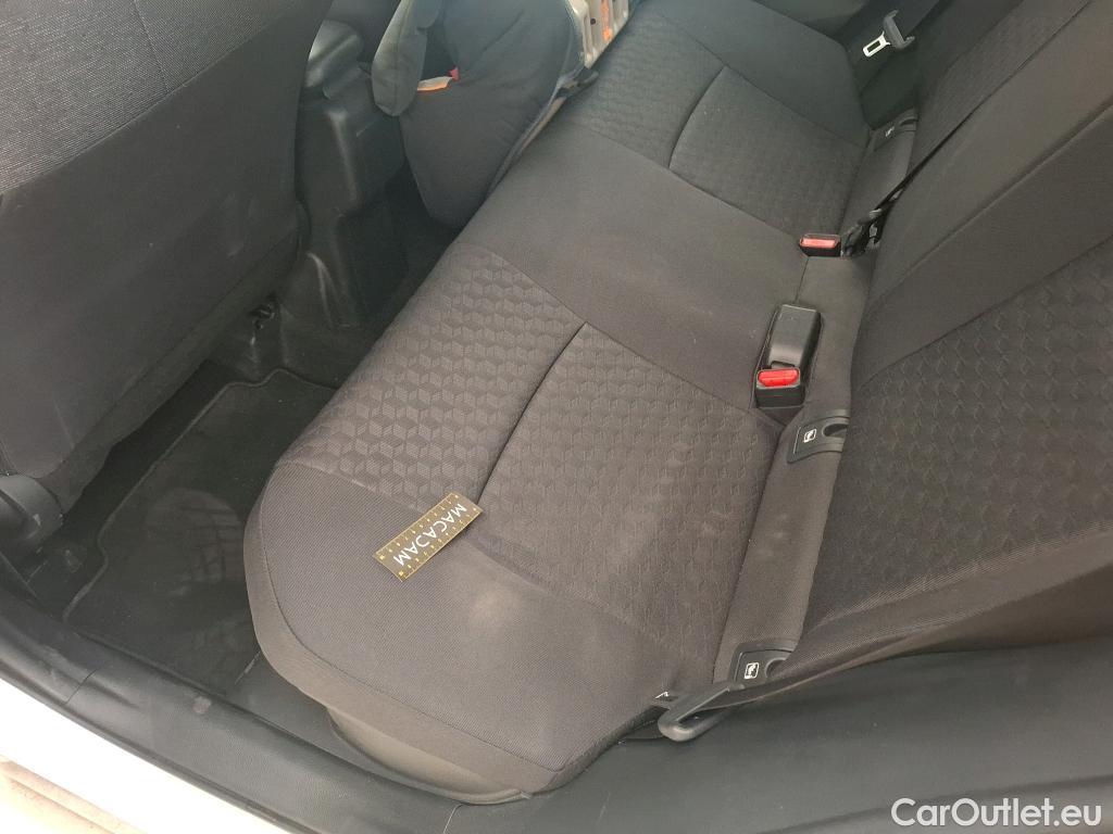  Toyota  Yaris TOYOTA  Hybride / 2019 / 5P / Berline Hybride 116h Dynamic Business Beyond Zer #12