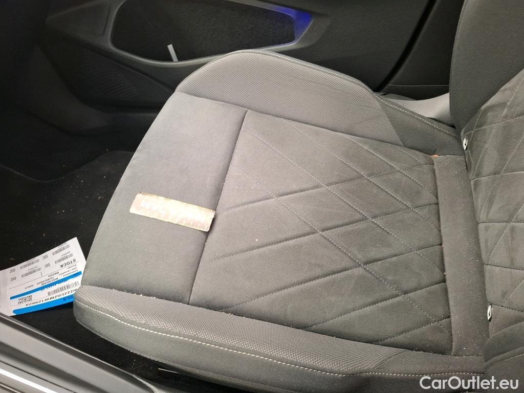  Volkswagen  Golf  VIII Berline Style 1st 2.0 TDI 150CV BVA7 E6d #22