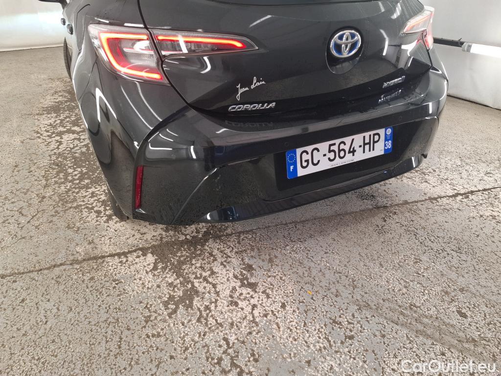  Toyota  Corolla TOYOTA  / 2018 / 5P / Berline Hybride 122h Dynamic Business Stage Acad #1