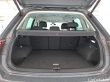  Volkswagen  Tiguan VOLKSWAGEN  / 2020 / 5P / SUV 1.5 TSI 150 DSG7 LIFE BUSI #10