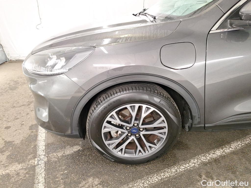  Ford  Kuga  Titanium Plug-In Hybrid 2.5 225CV BVA1 E6dT #46