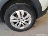  Peugeot  3008 PEUGEOT  / 2020 / 5P / SUV BLUEHDI 130 EAT8 SeS ACTIVE BUSINESS #19