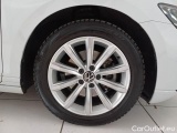  Volkswagen  Passat VOLKSWAGEN  / 2019 / 5P / STATION WAGON VAR. 2.0TDI SCR EVO 110KW BUSINESS DSG #17