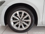  Volkswagen  Passat VOLKSWAGEN  / 2019 / 5P / STATION WAGON VAR. 2.0TDI SCR EVO 110KW BUSINESS DSG #61