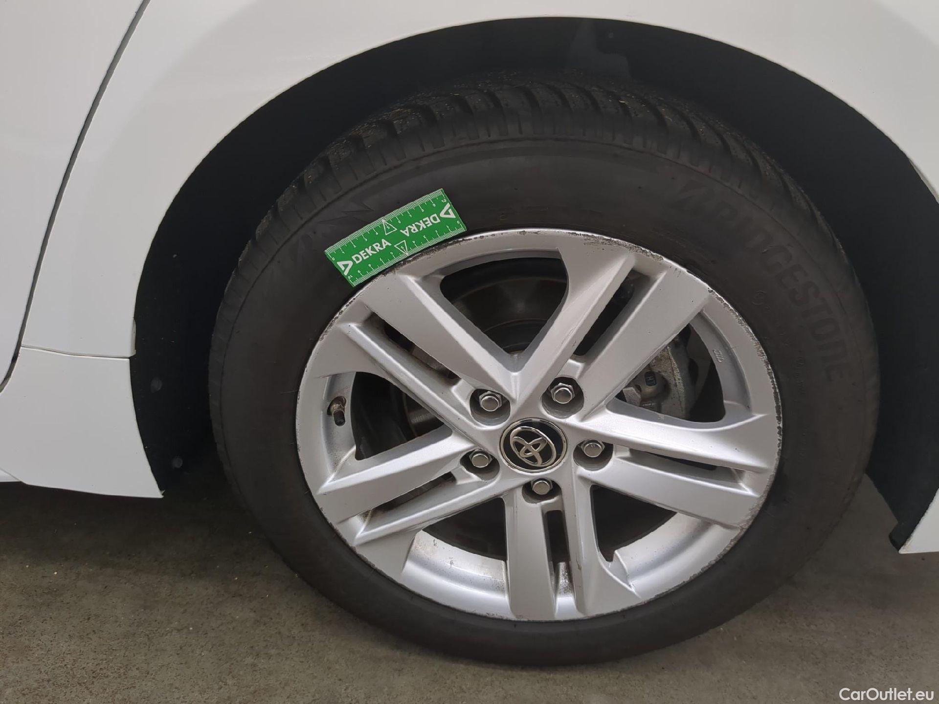  Toyota  Corolla TOYOTA  Touring Sports / 2018 / 5P / Break Hybride 122h Dynamic Business Stage Acad #3