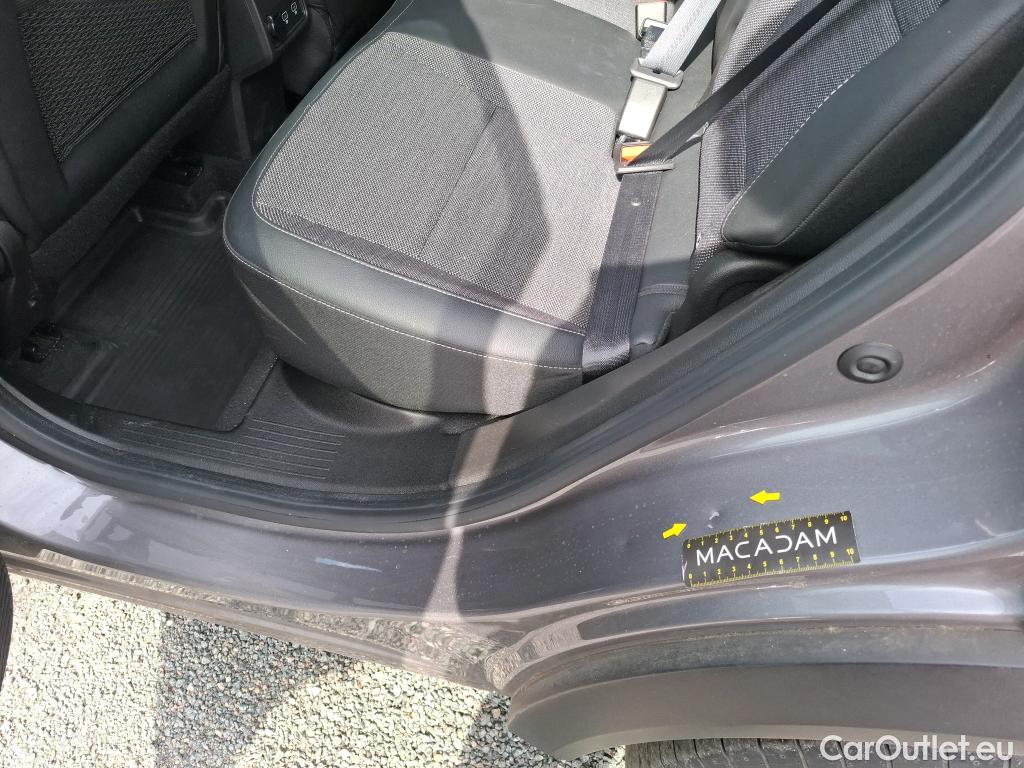  Renault  Captur  II Intens 1.3 TCe 140CV BVM6 E6d #15