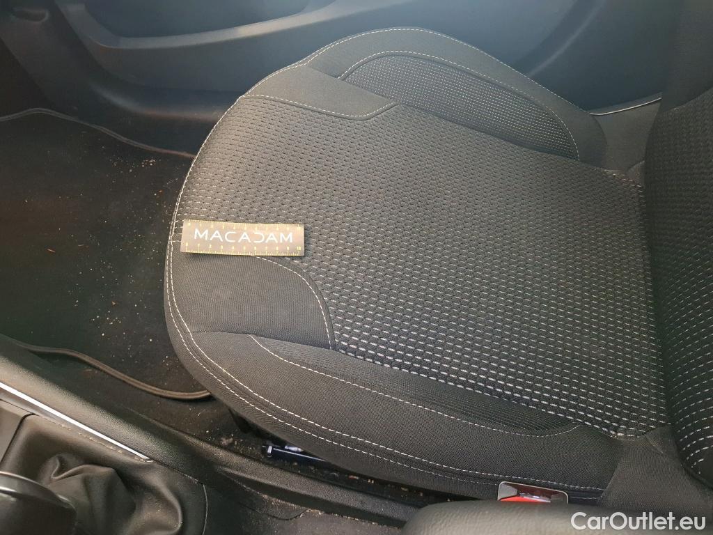 Peugeot  208  Allure Business 1.6 HDi 100CV BVM5 E6 #17