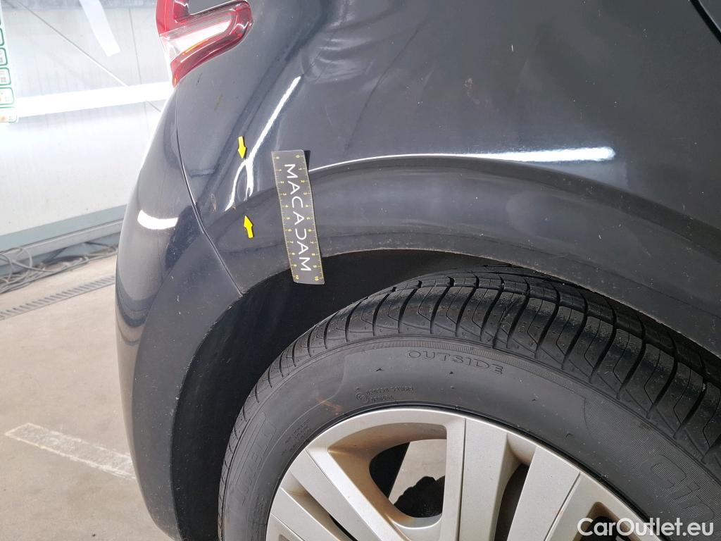  Peugeot  208  Allure Business 1.6 HDi 100CV BVM5 E6 #13