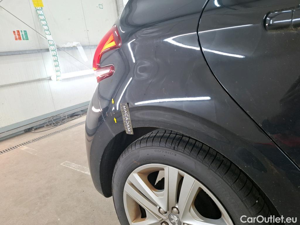  Peugeot  208  Allure Business 1.6 HDi 100CV BVM5 E6 #12