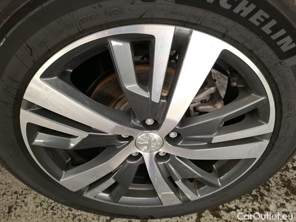  Peugeot  3008  Allure Pack 1.5 HDi 130CV BVA8 E6d #15