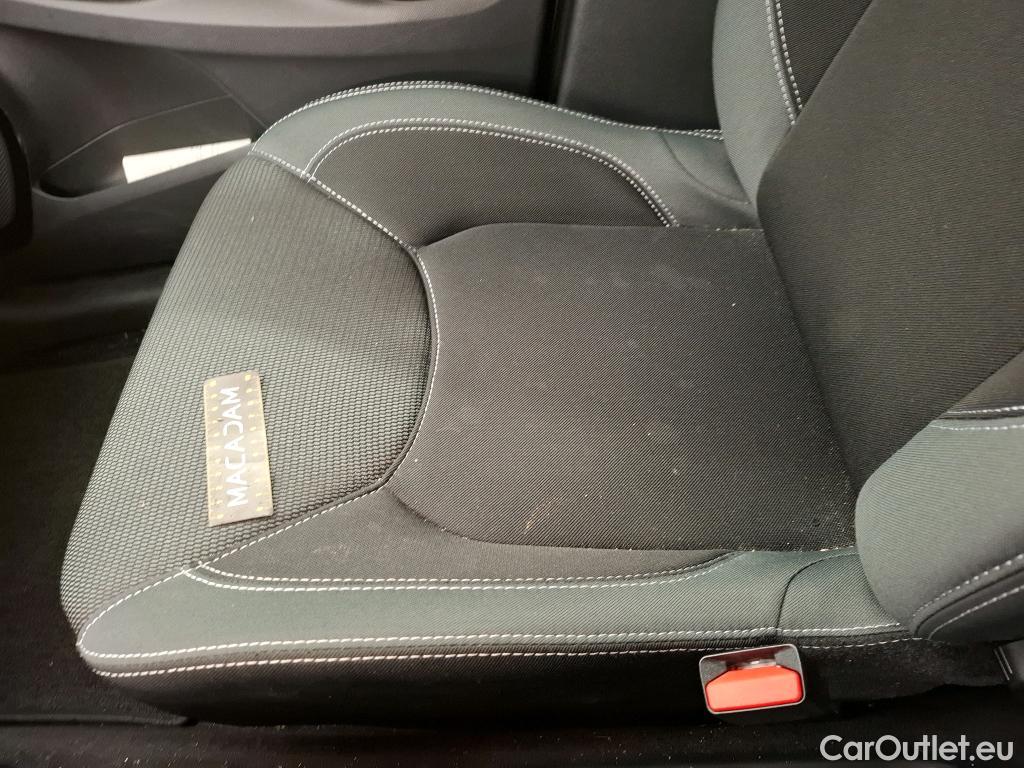  Renault  Clio  IV Business 1.5 dCi 90CV BVM5 E6 #9
