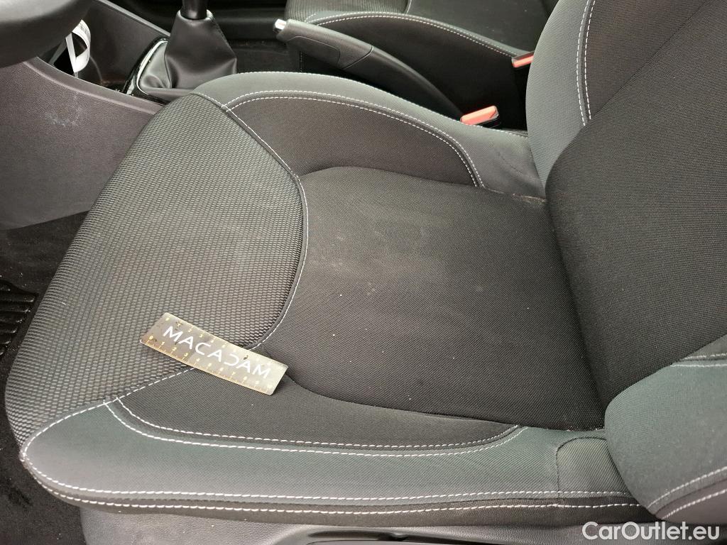  Renault  Clio  IV Business 1.5 dCi 90CV BVM5 E6 #11