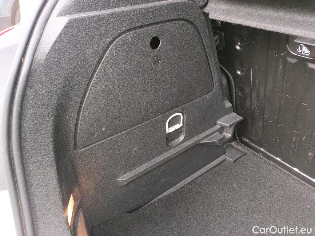  Opel  Corsa OPEL  / 2014 / 5P / berlina con portón 1.4 66kW (90CV) Selective - 120 Anivers. (CX) #13
