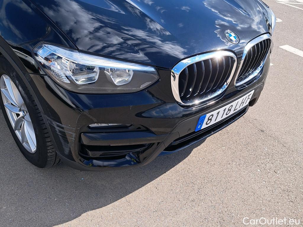  Bmw  X3 BMW  / 2017 / 5P / todoterreno sDrive18d #25
