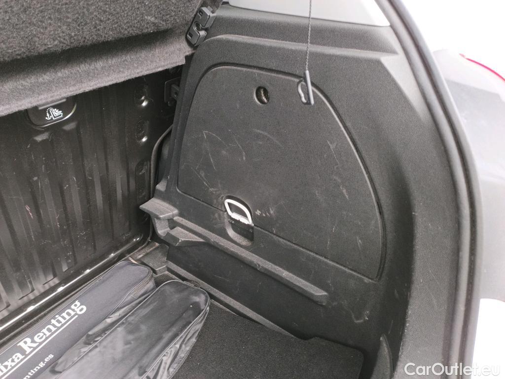  Opel  Corsa OPEL  / 2014 / 5P / berlina con portón 1.4 66kW (90CV) Selective - 120 Anivers. (CX) #11