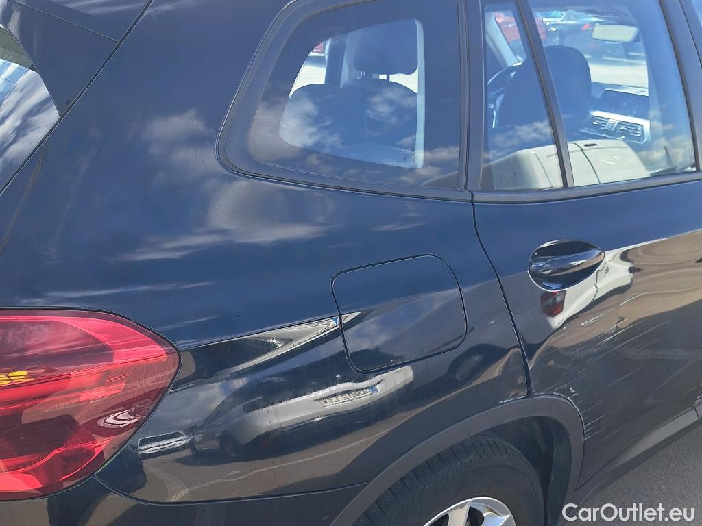  Bmw  X3 BMW  / 2017 / 5P / todoterreno sDrive18d #11