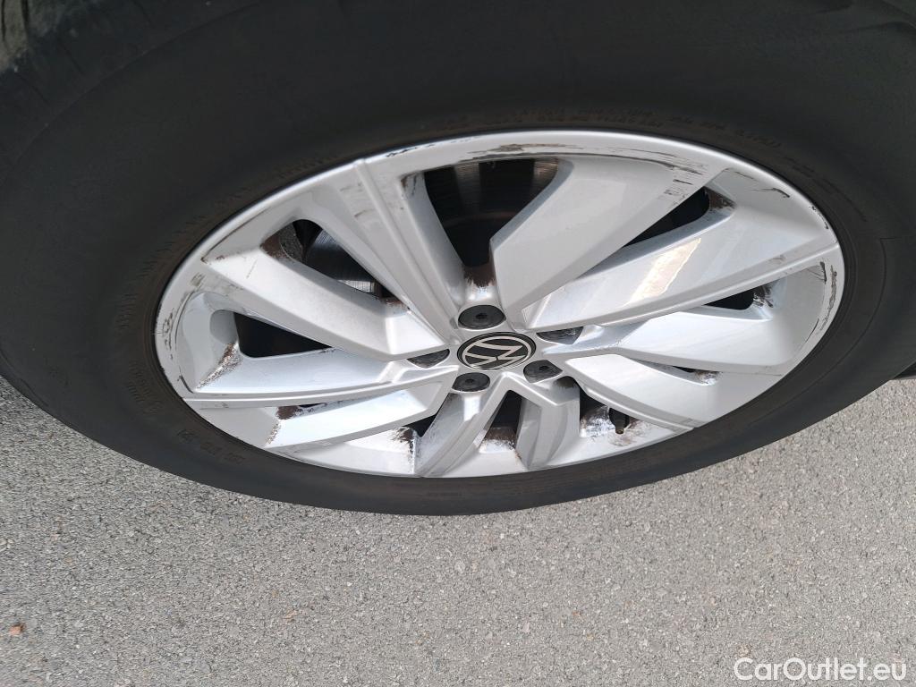  Volkswagen  T-CROSS  Advance 1.0 TSI 110CV AT7 E6d #17