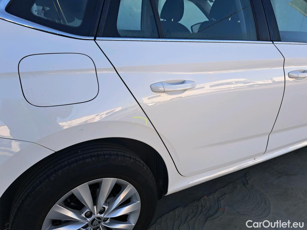  Skoda  KAMIQ SKODA  1.0 TSI 81kW (110CV) DSG Ambition (CX) #4