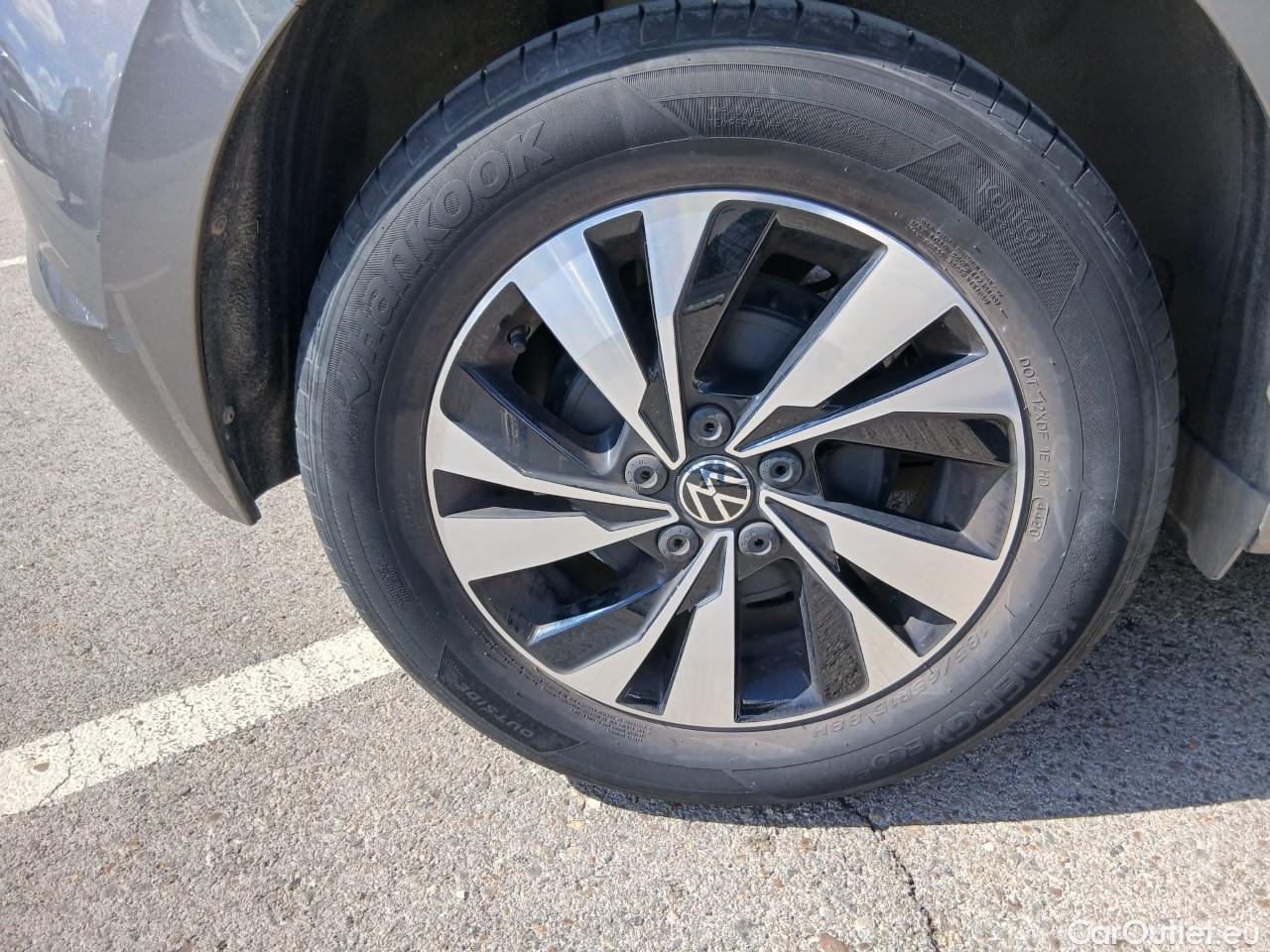  Volkswagen  Polo VOLKSWAGEN  / 2017 / 5P / berlina con portón Advance 1.0 TSI 70kW (95CV) #22