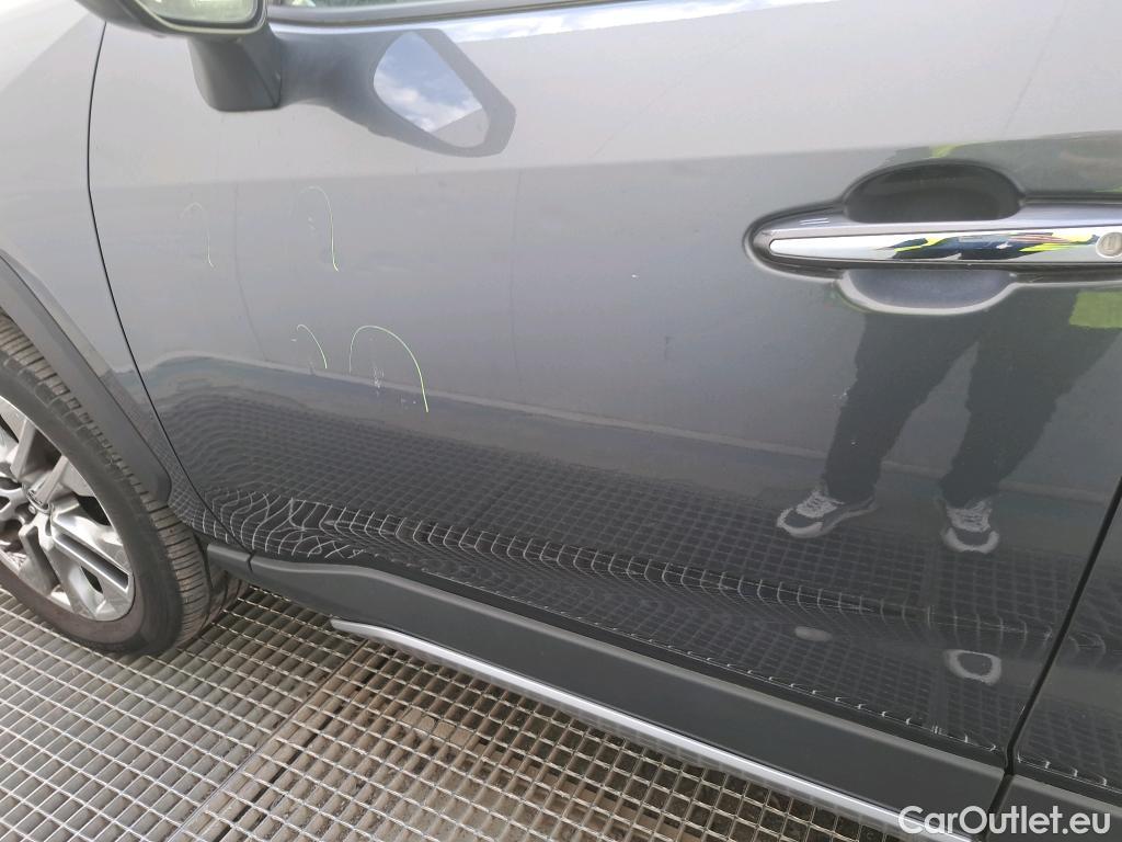  Toyota  RAV4 TOYOTA  / 2018 / 5P / todoterreno 2.5l 220H Luxury #5