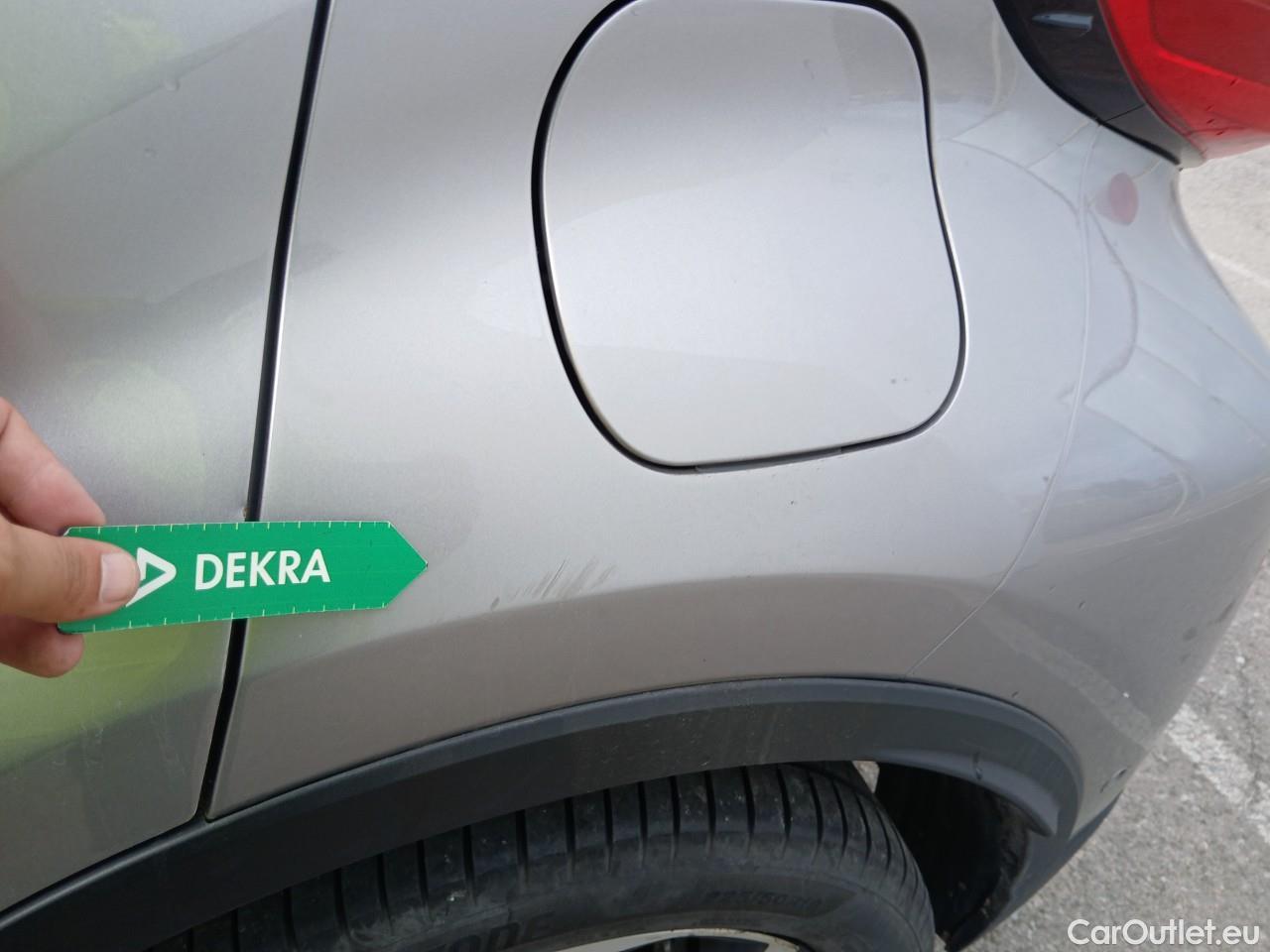  Toyota  C-HR TOYOTA  / 2016 / 5P / todoterreno 1.8 125H Advance (CX) #28
