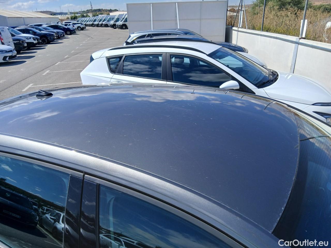  Volkswagen  Polo VOLKSWAGEN  / 2017 / 5P / berlina con portón Advance 1.0 TSI 70kW (95CV) #28