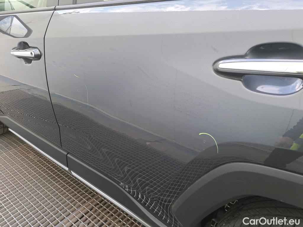  Toyota  RAV4 TOYOTA  / 2018 / 5P / todoterreno 2.5l 220H Luxury #15
