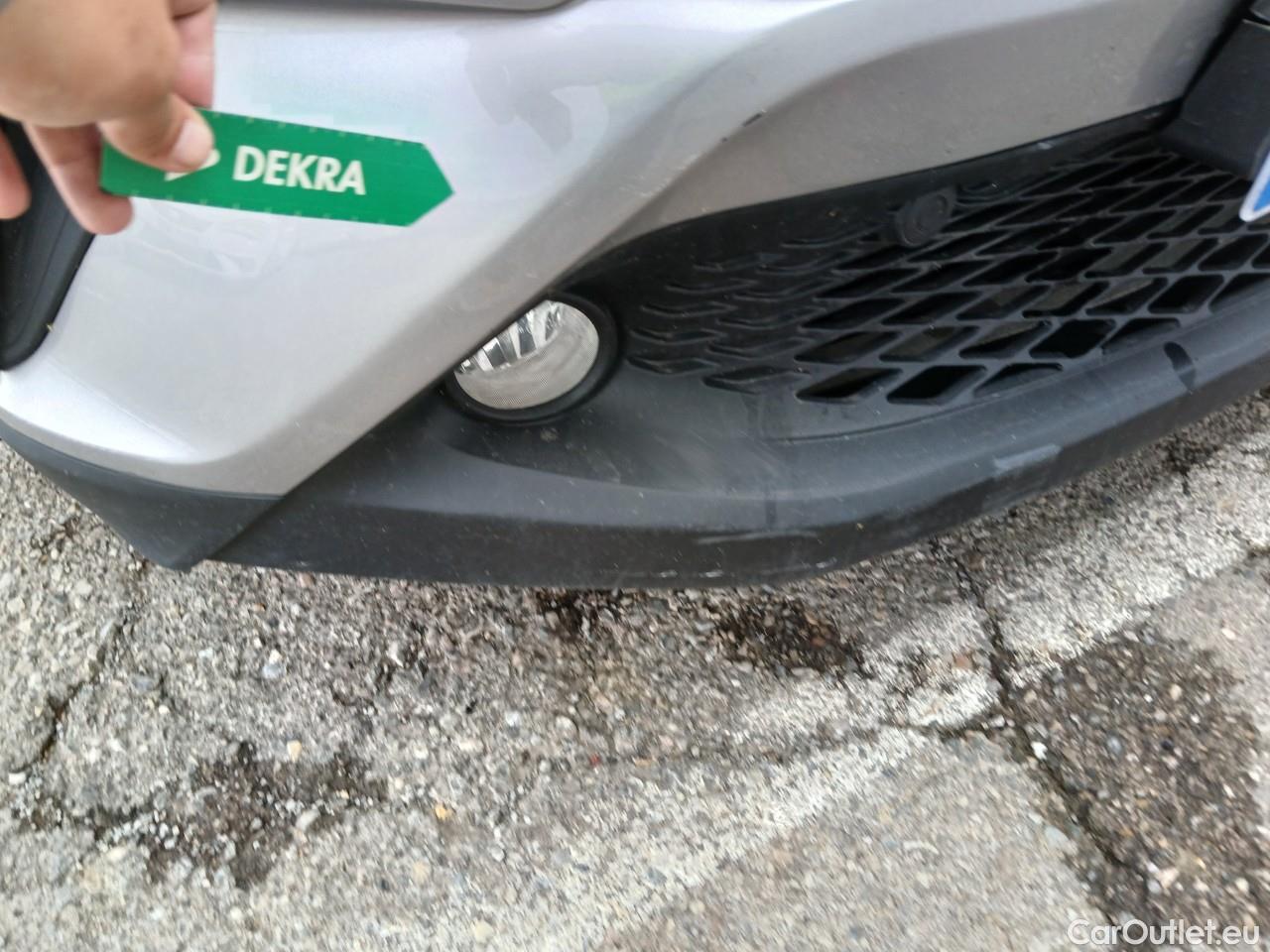  Toyota  C-HR TOYOTA  / 2016 / 5P / todoterreno 1.8 125H Advance (CX) #14