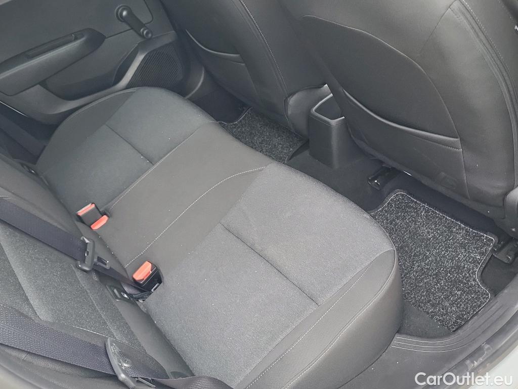 Renault  Clio RENAULT  / 2019 / 5P / berlina con portón Equilibre Blue dCi 74kW (100CV) #32