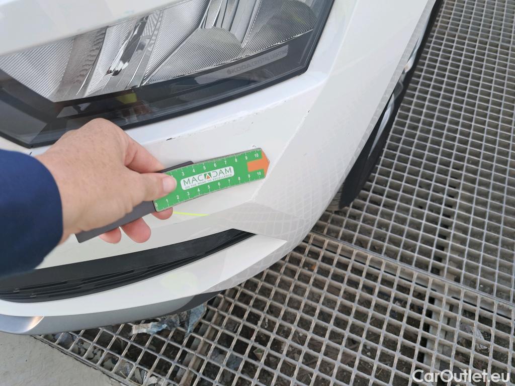  Skoda  KAMIQ SKODA  1.0 TSI 81kW (110CV) DSG Ambition (CX) #9
