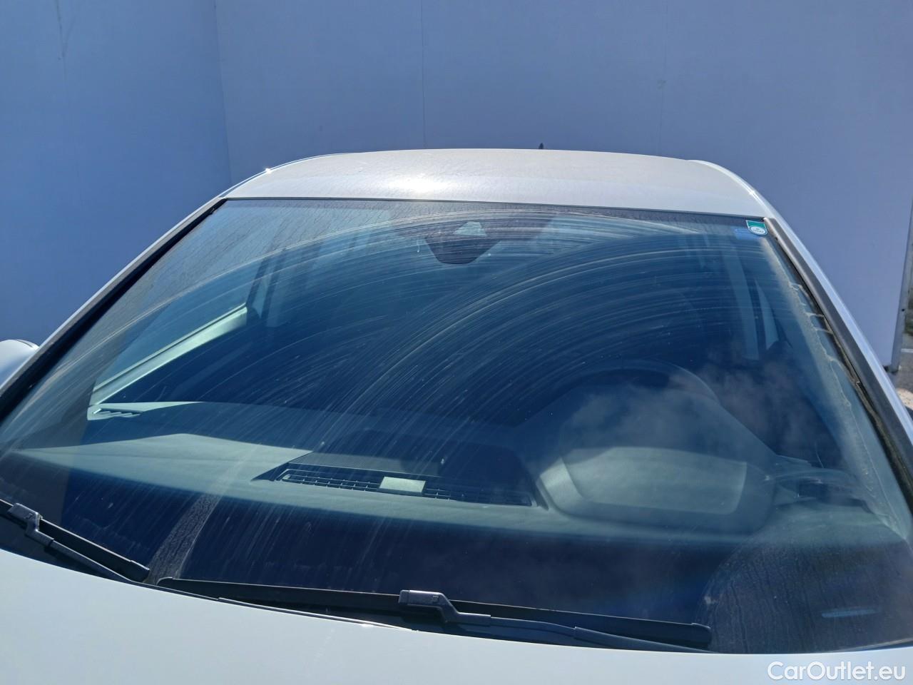  Volkswagen  Golf  VIII Berlina 2.0 TDI 115CV MT6 E6dT #3