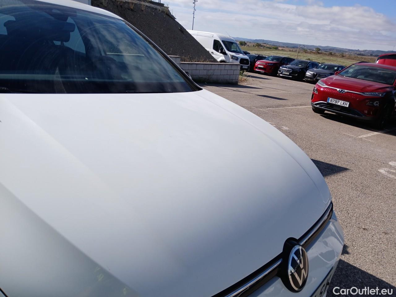  Volkswagen  Golf  VIII Berlina 2.0 TDI 115CV MT6 E6dT #4