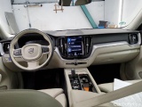  Volvo  XC60  Momentum Pro AWD 2.0 B4 145KW AT8 E6d #3