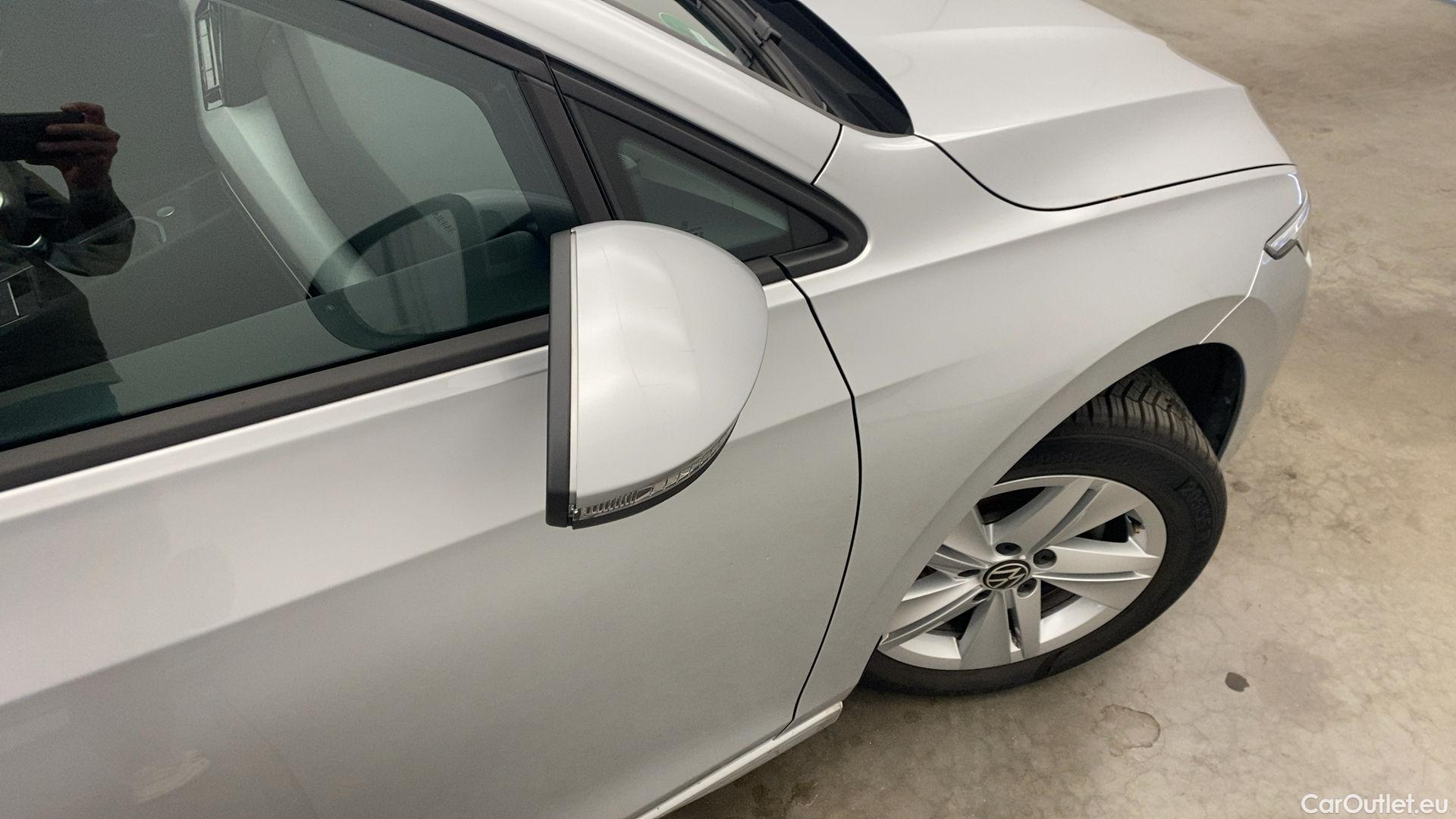  Volkswagen  Golf  VW, VIII '20, 1.0TSI 81 Life Busine.5d #26