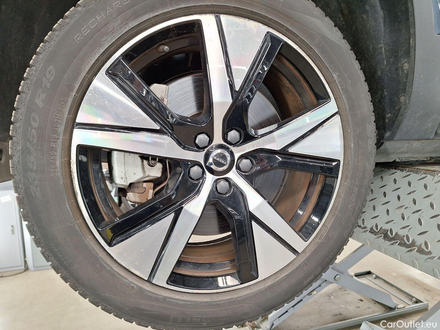  Volvo  XC 40 Volvo, XC40 '17 BEV, Volvo XC40 P8 4x4 Recharge R-Design 5d #10