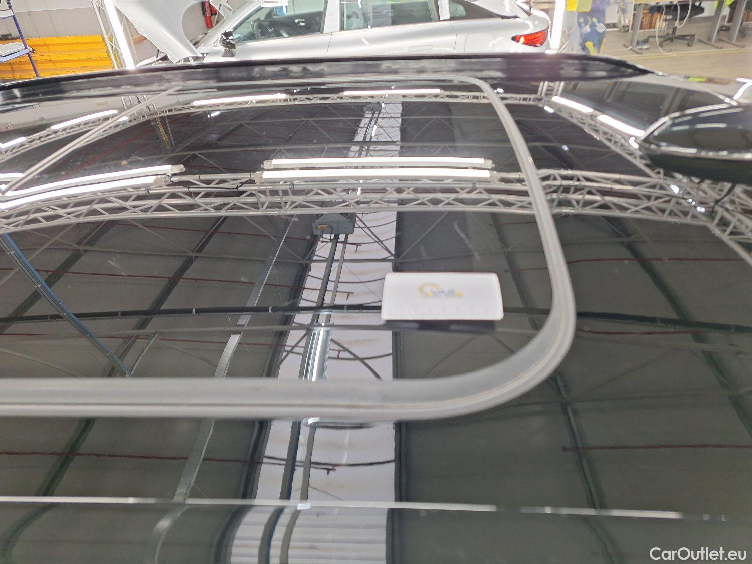  Volvo  XC 40 Volvo, XC40 '17 BEV, Volvo XC40 P8 4x4 Recharge R-Design 5d #29