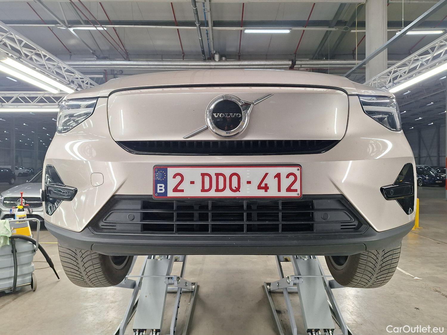  Volvo  XC 40 Volvo, XC40 FL'21 BEV, Volvo XC40 Recharge Plus 5d #1