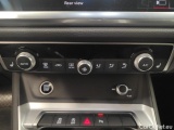  Audi  Q3 Audi  35 TDI S tronic S line Business Edition 5d #27