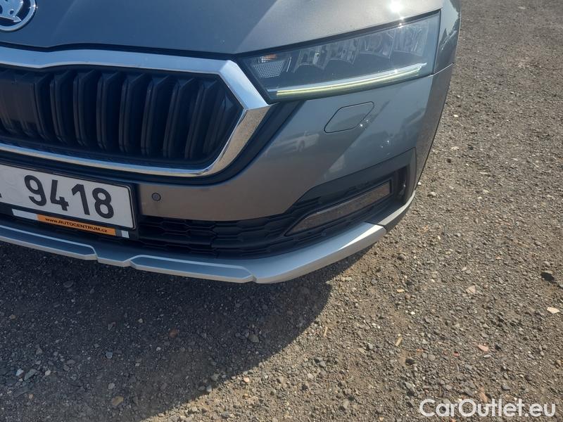  Skoda  Octavia  Combi (NX3)(2020) Oct.C.2.0TDI 110 4x4 Scout AT #3