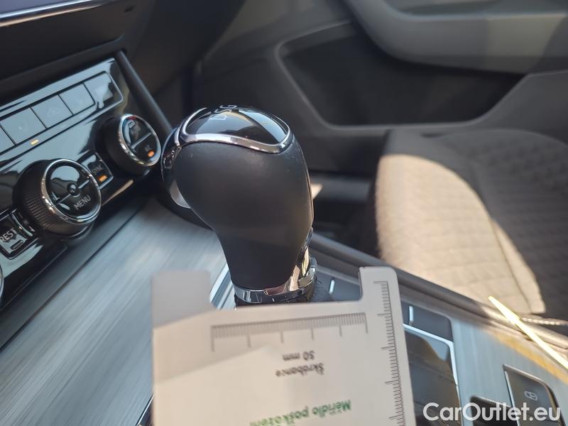  Skoda  Superb  Combi (3T5)(2010) Sup.C.FL2.0TSI 140 Ambition AT #7