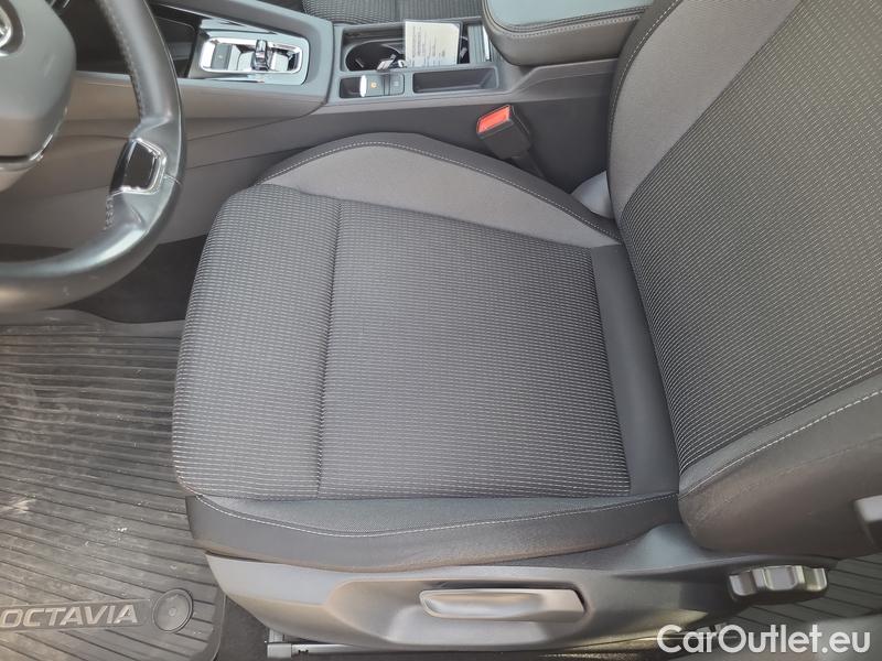  Skoda  Octavia  Combi (NX3)(2020) Oct.Com. 2.0TDI 85 Ambition AT #9
