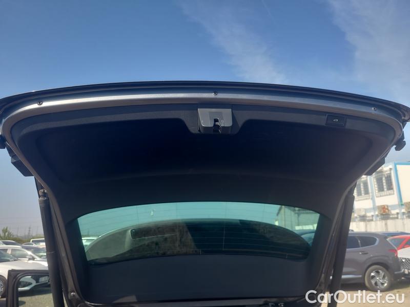  Skoda  Octavia  Combi (NX3)(2020) Oct.C.2.0TDI 110 4x4 Scout AT #24